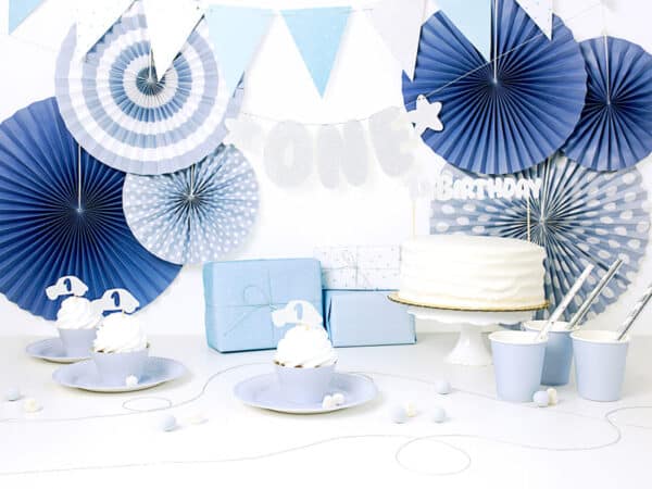 Rosaces bleu clair motifs pour anniversaire