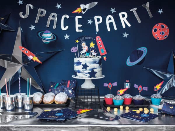 anniversaire avec thème space