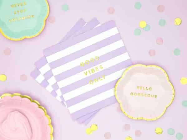 Serviettes Good vibes violet pour anniversaire