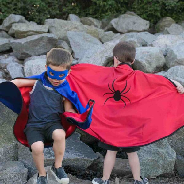 Cape réversible superman-spiderman avec masque 5-6 ans – Image 2