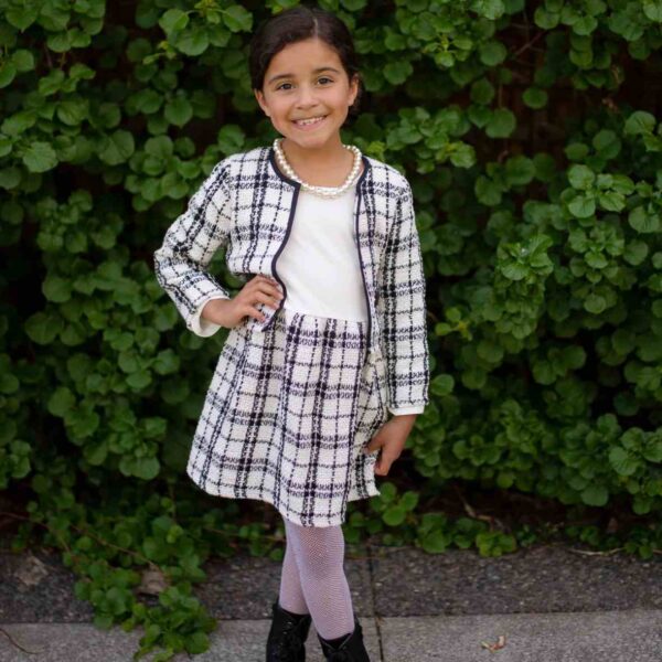 Ensemble jupe veste et collier Coco Chanel 5-6 ans