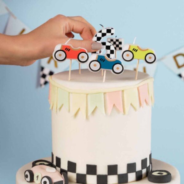 Bougies d'anniversaire voitures de course – Image 2